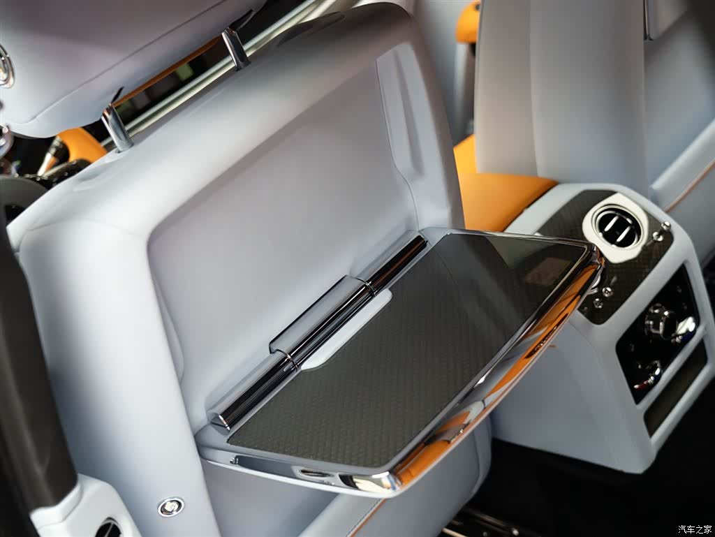 Rolls-Royce Ghost, 2023 19