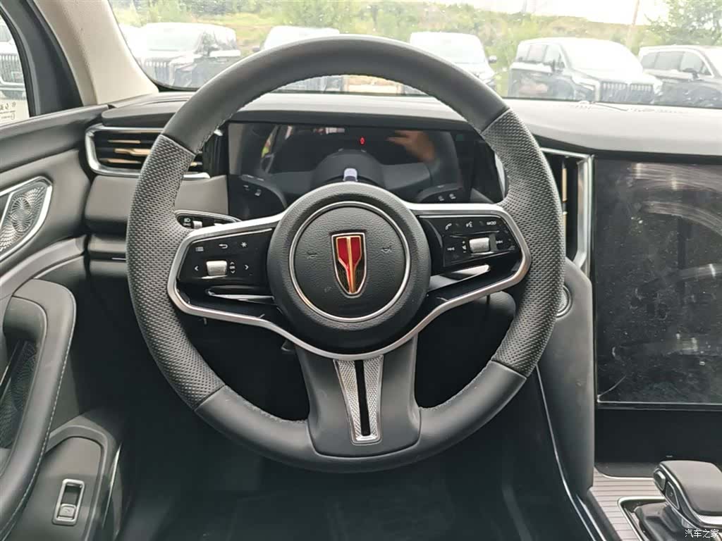 Hongqi HS7, 2024 11