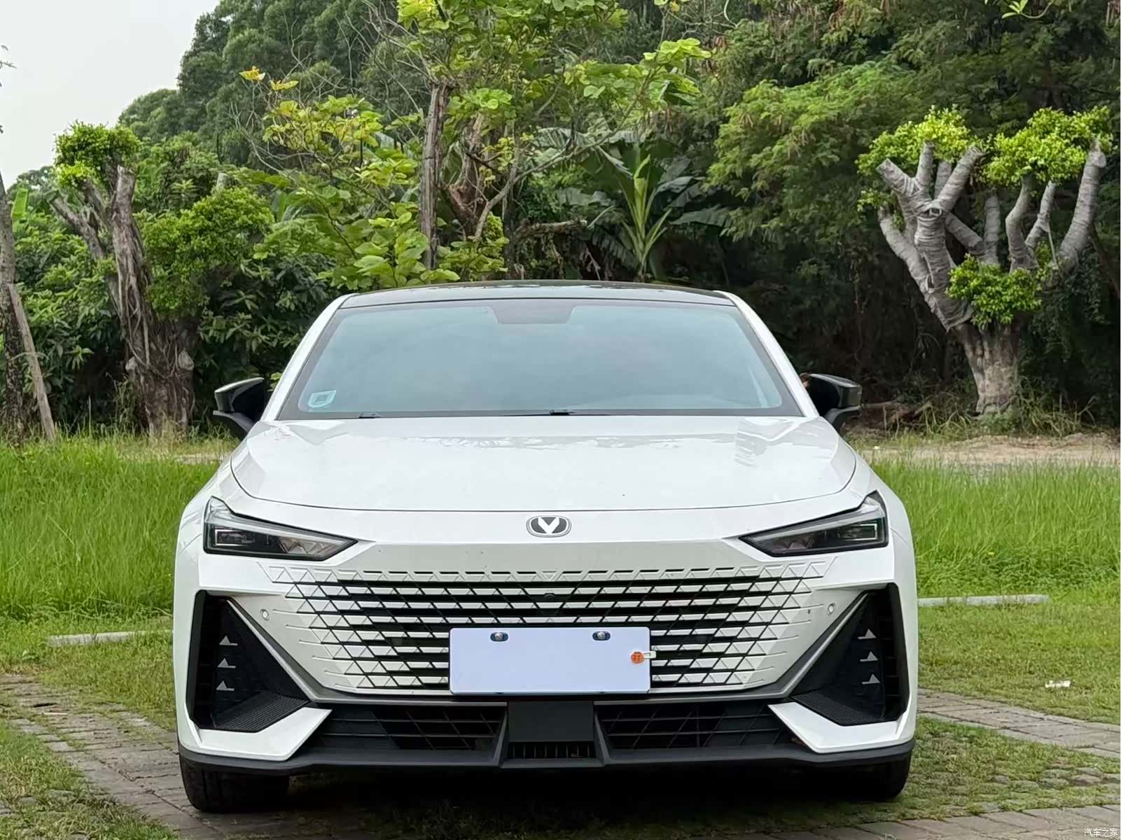 Changan UNI-V, 2023 3