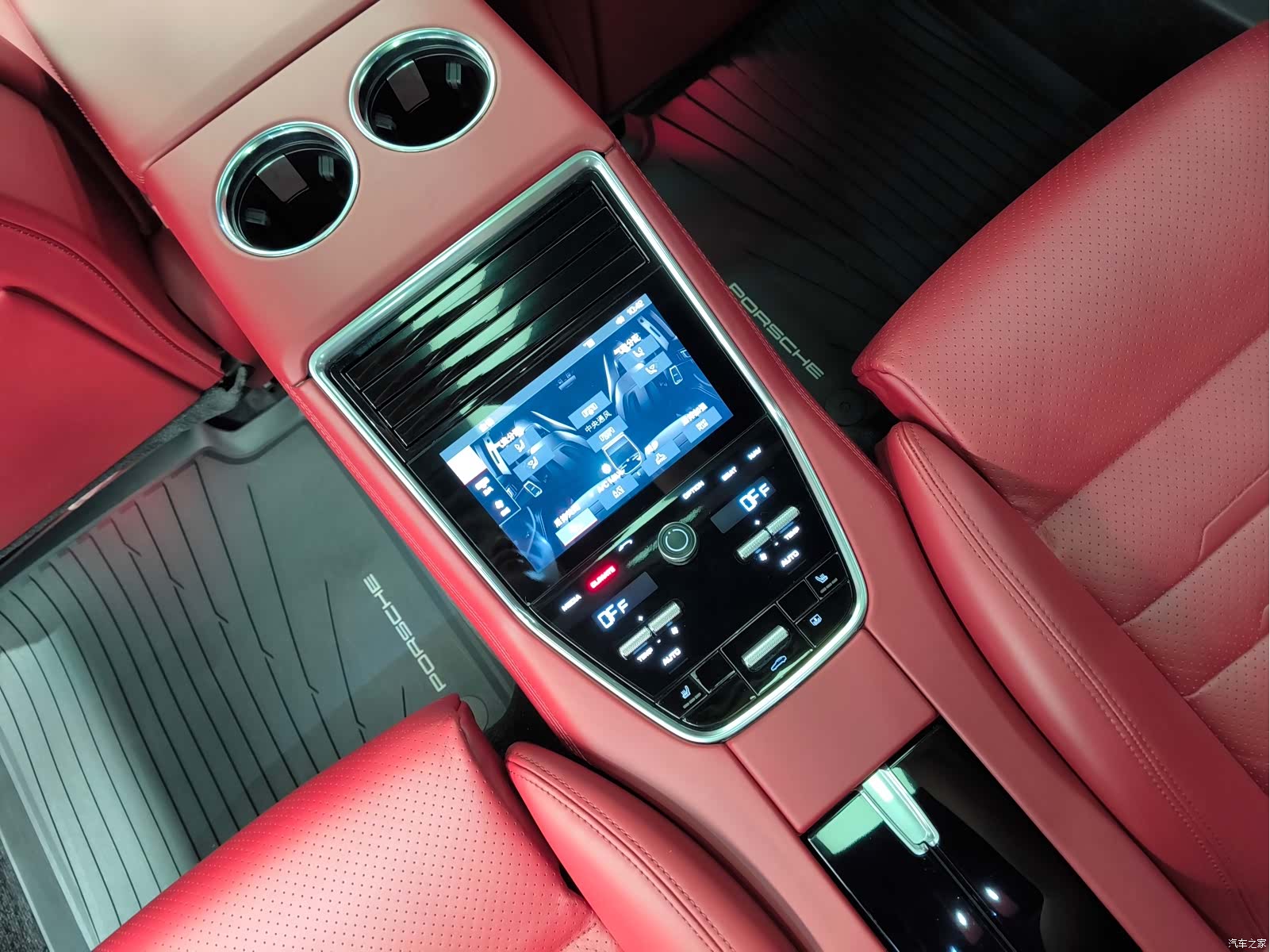 Porsche Panamera, 2018 26
