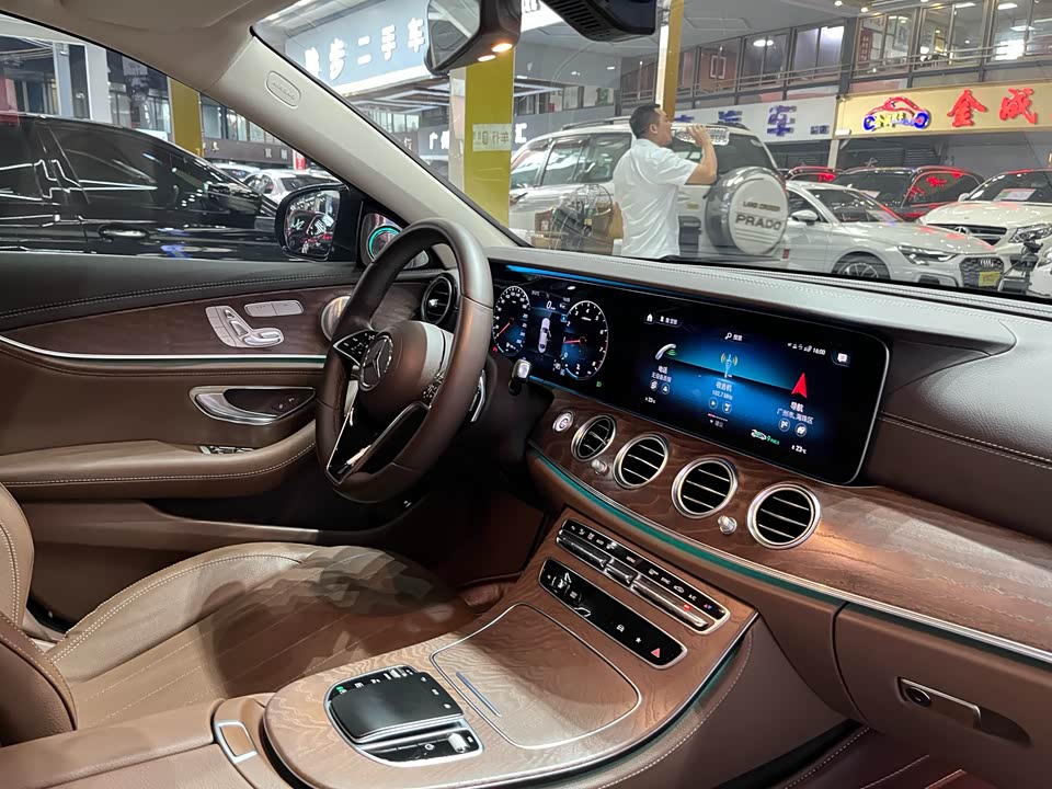 Mercedes-Benz E-class Mercedes-Benz E-class