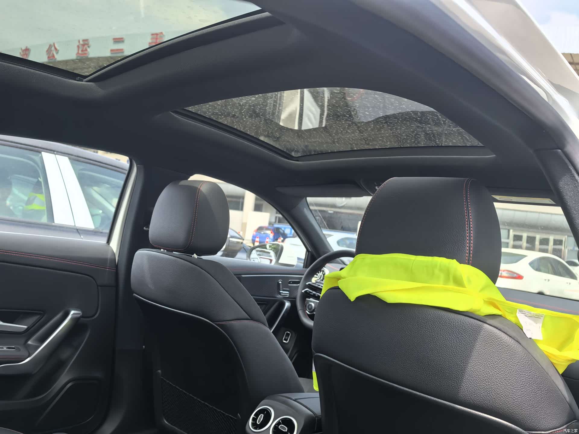Mercedes-Benz A-Class, 2025 10