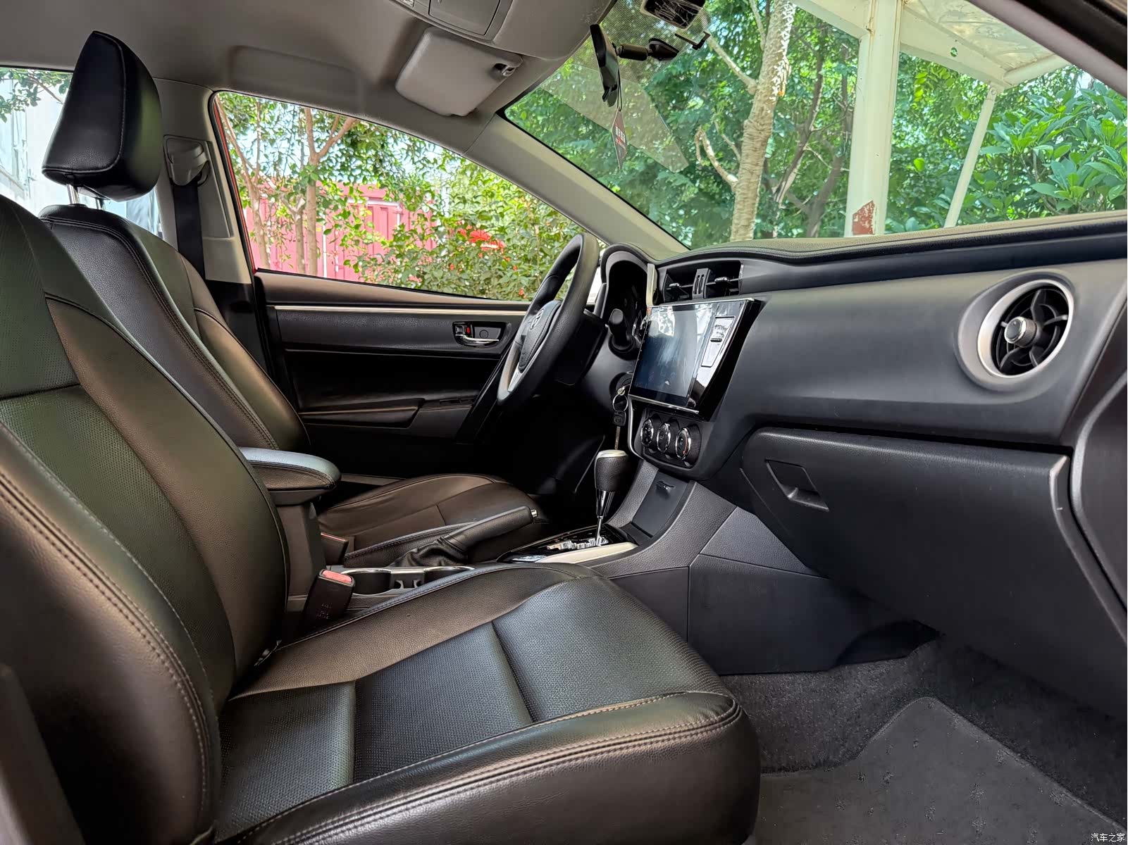Toyota Corolla, 2018 12