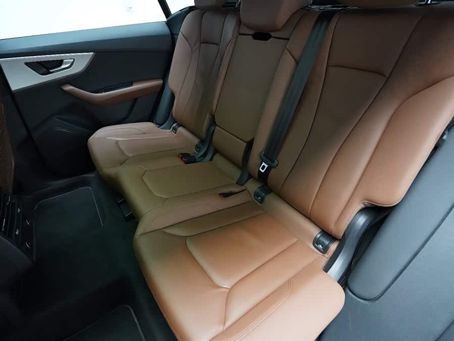 Audi Q8 2022, фото 14
