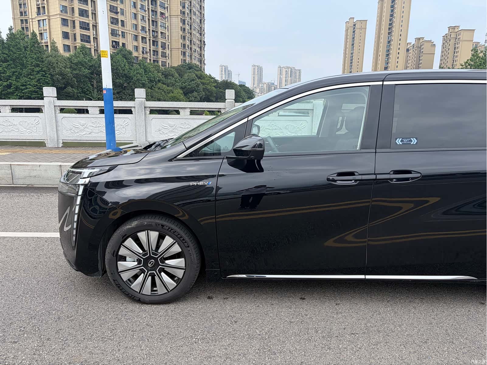 Trumpchi E8, 2025 3