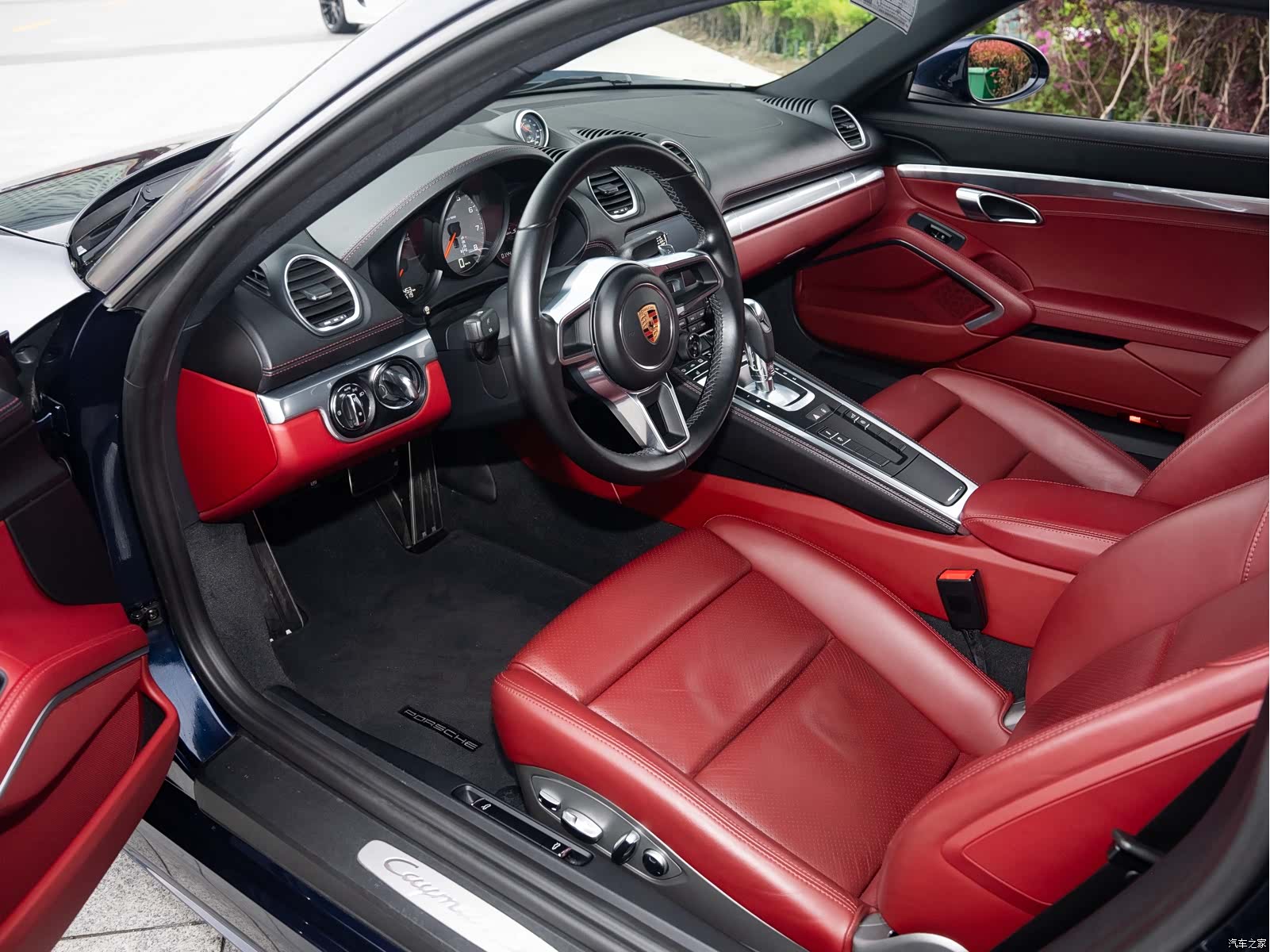 Porsche Cayman, 2018 16