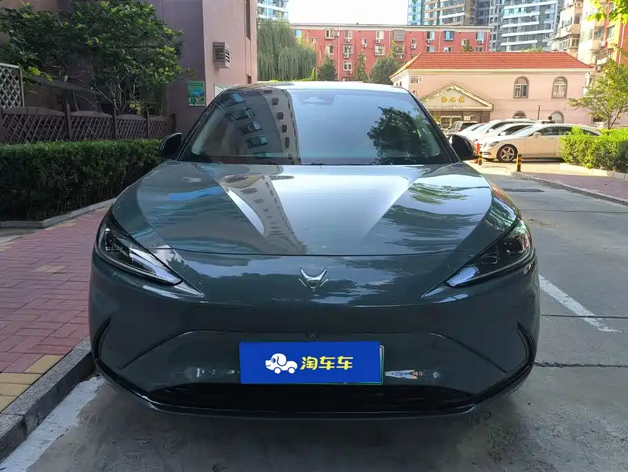 ARCFOX Polar Fox Alpha S