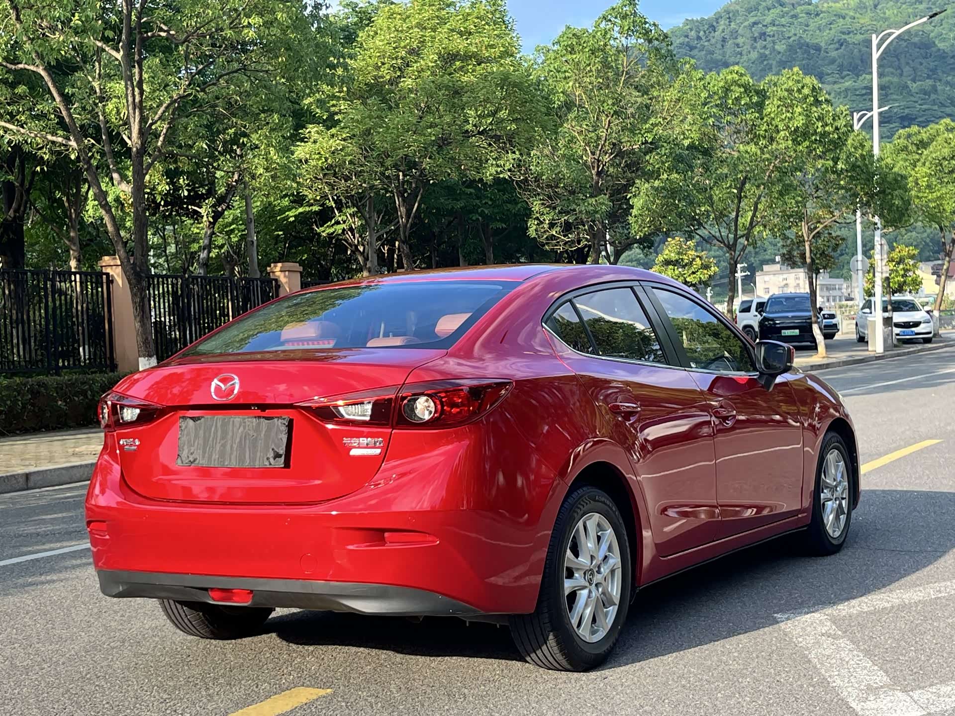 Mazda Mazda3, 2018 10