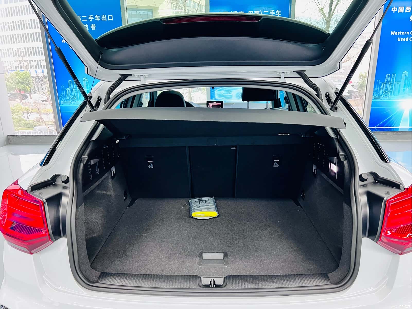 Audi Q2L, 2022 20