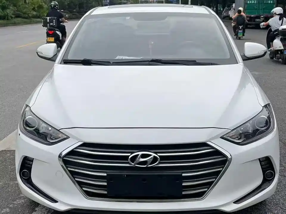 Hyundai Lead