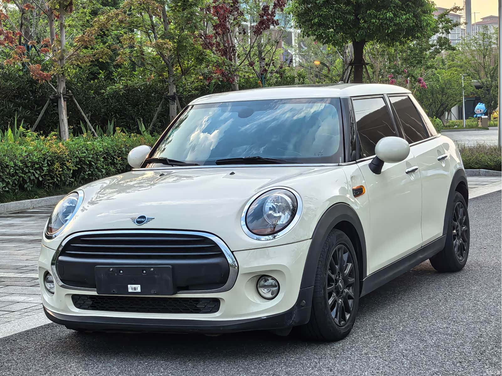Mini ONE, 2018 1