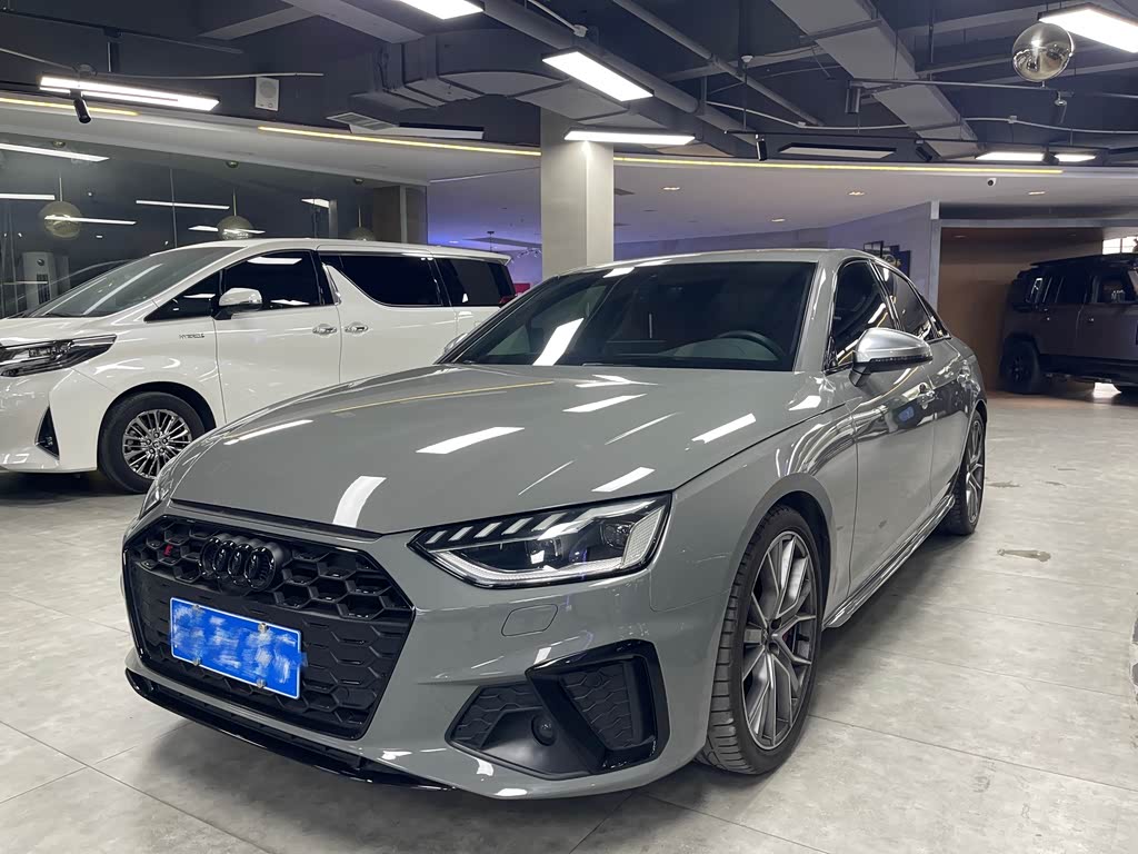 Audi S4