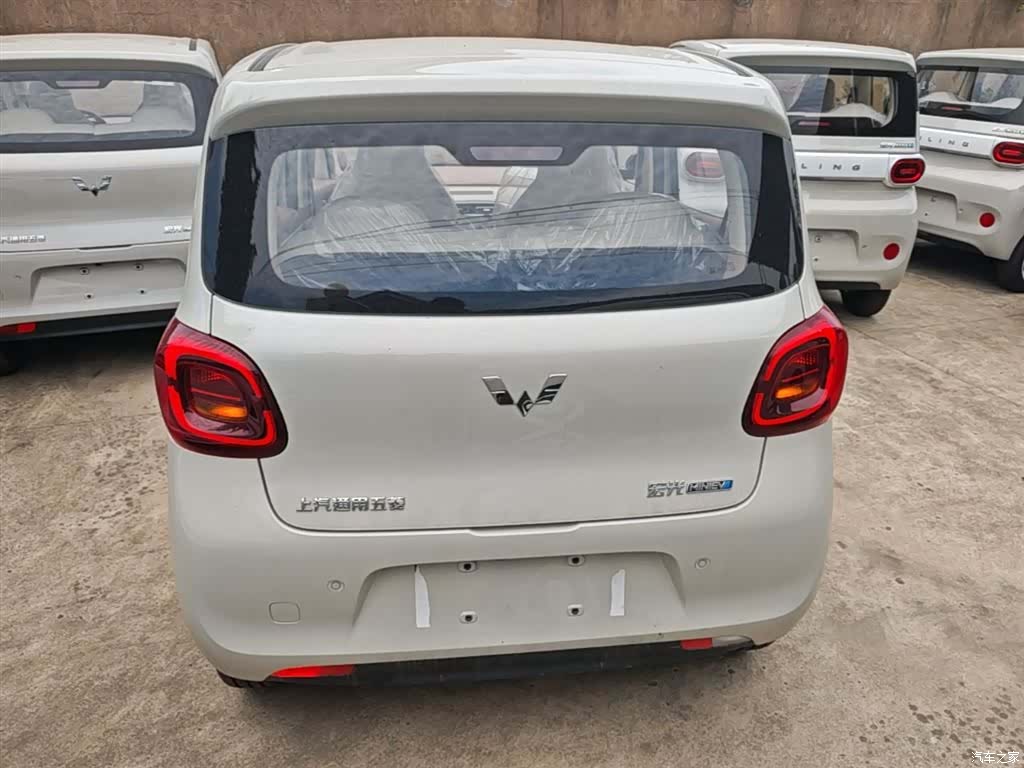 Wuling MINIEV, 2026 6