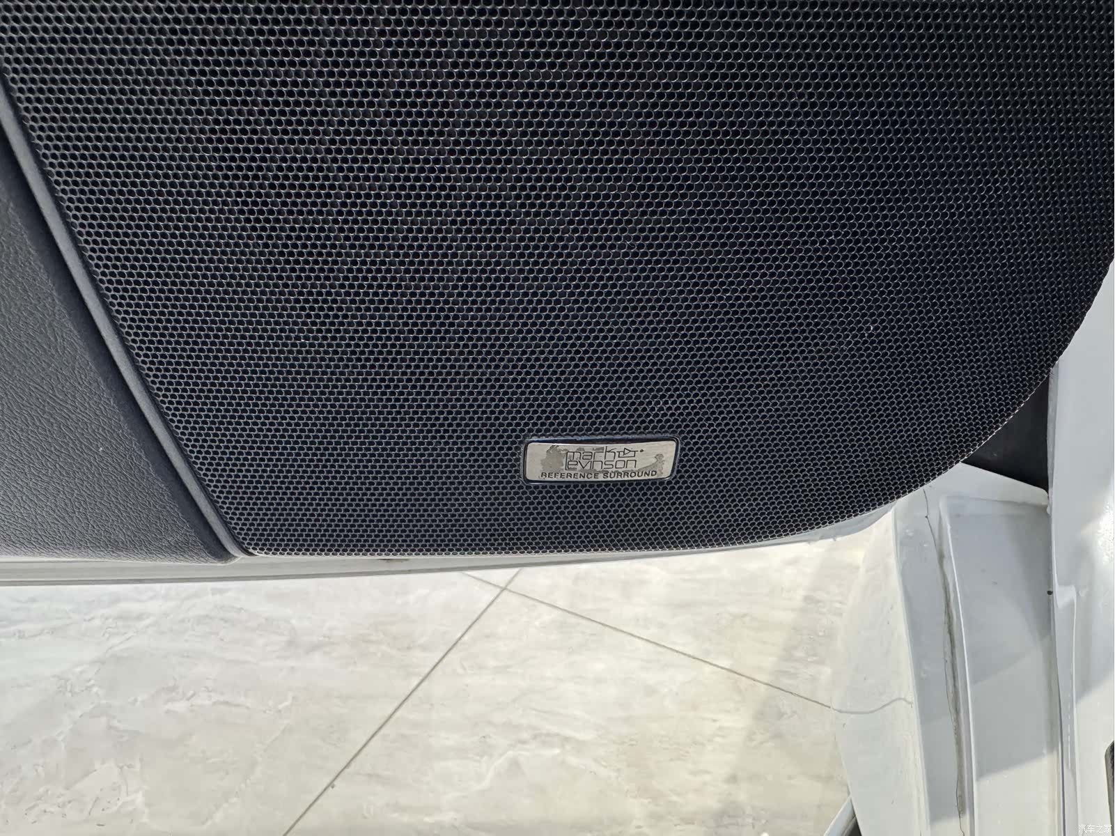 Lexus LX, 2022 10