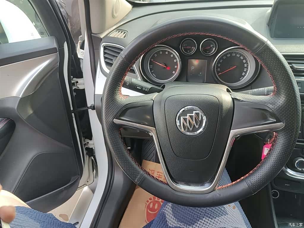 Buick Encore, 2015 11