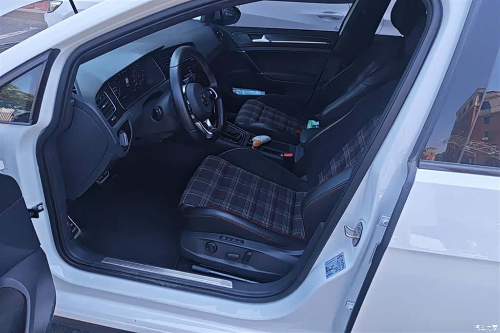 Volkswagen Golf, 2018 9