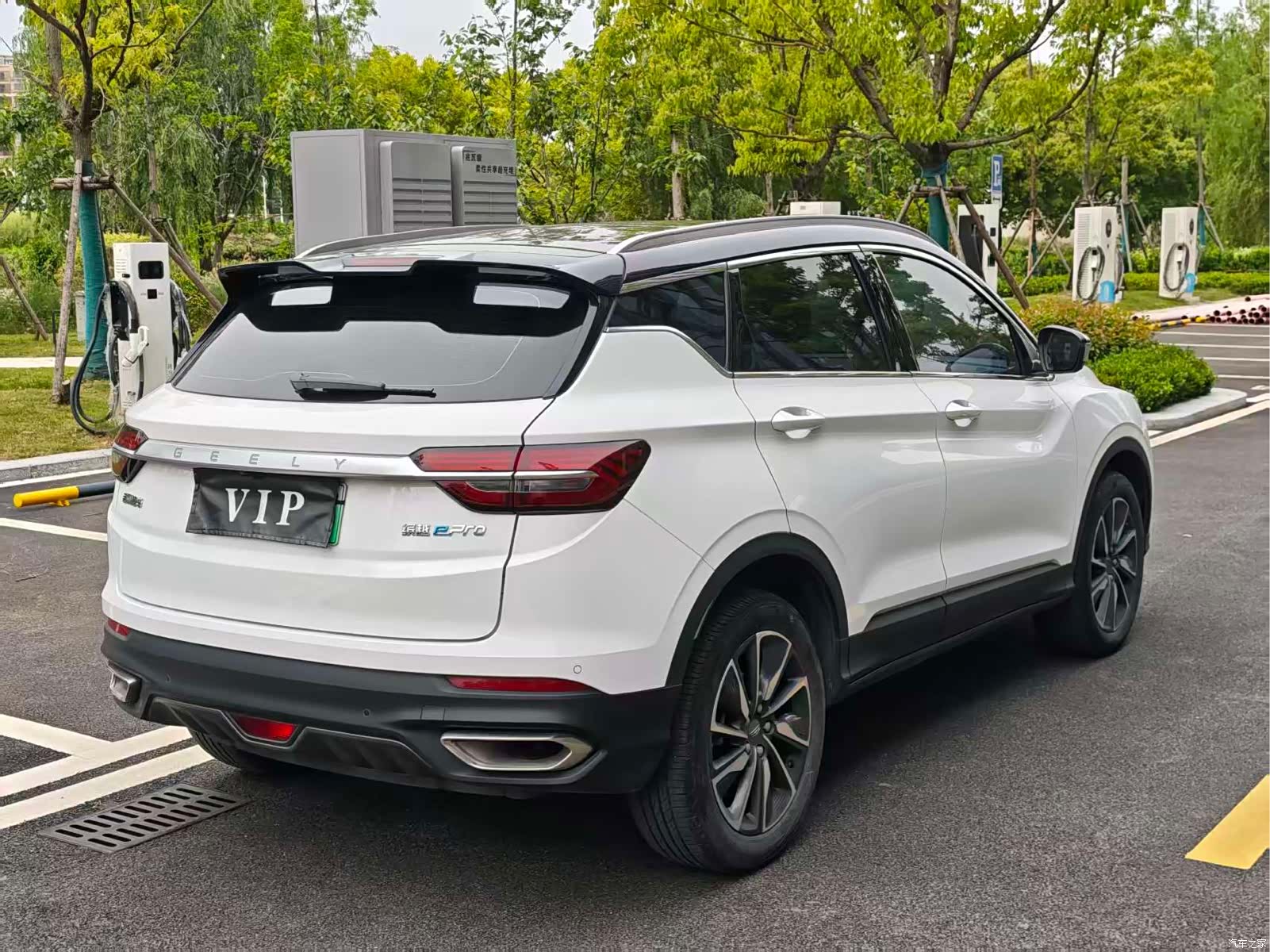 Geely Coolray, 2021 11