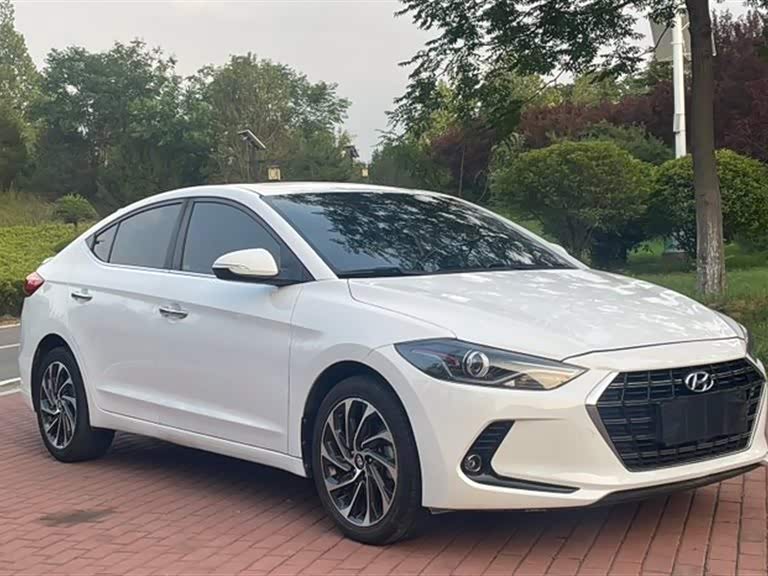 Hyundai Lead