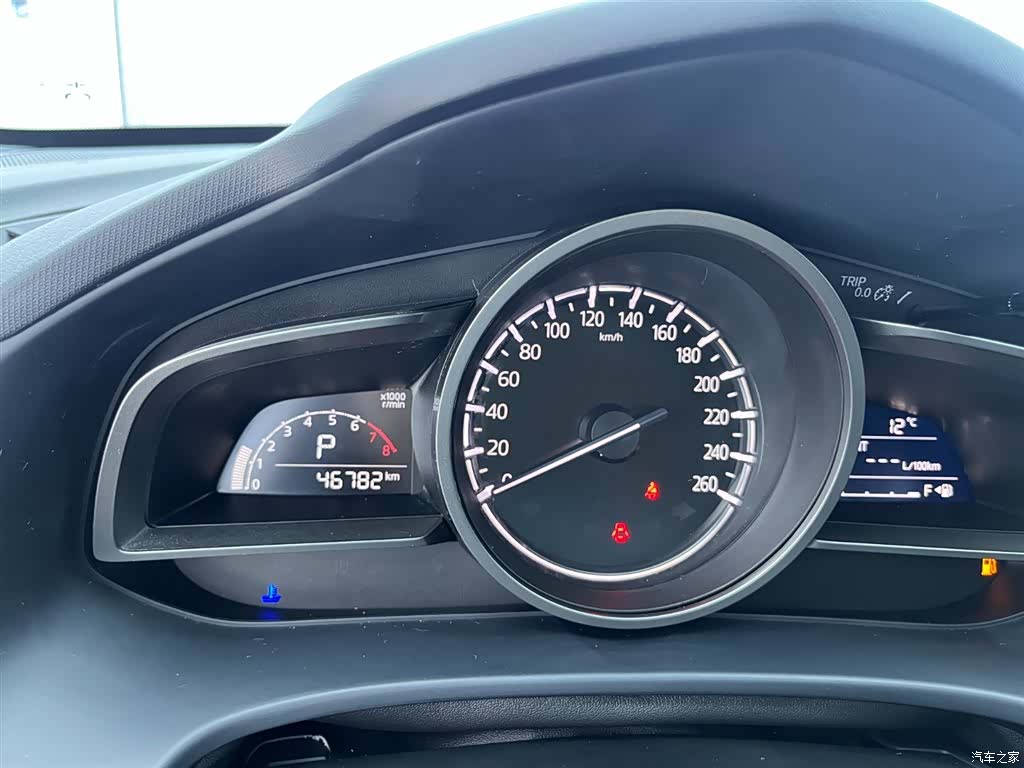 Mazda CX-4, 2023 16