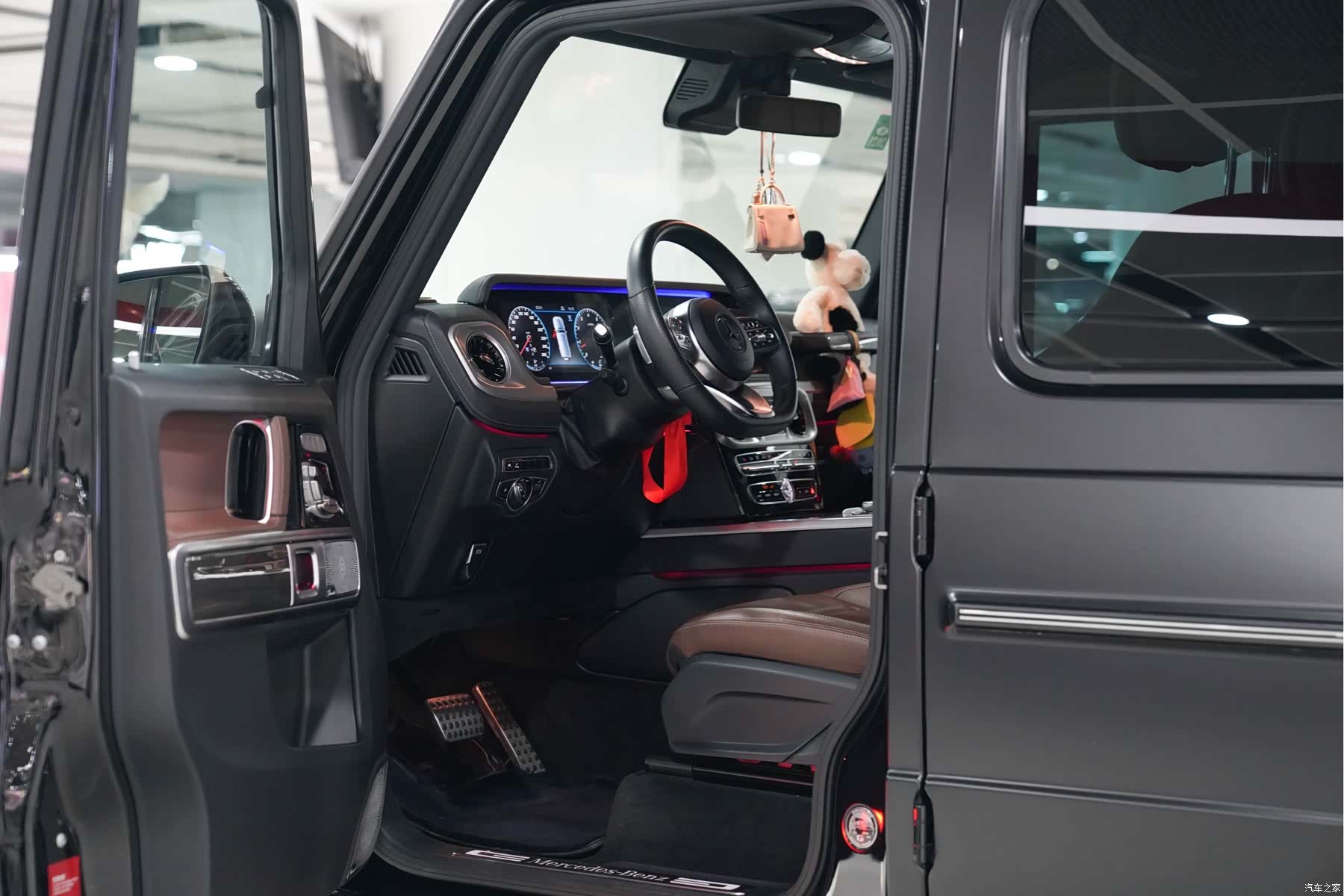 Mercedes-Benz G-Class, 2019 10