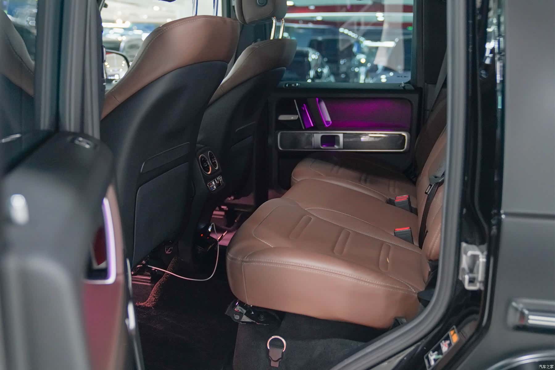 Mercedes-Benz G-Class, 2019 21