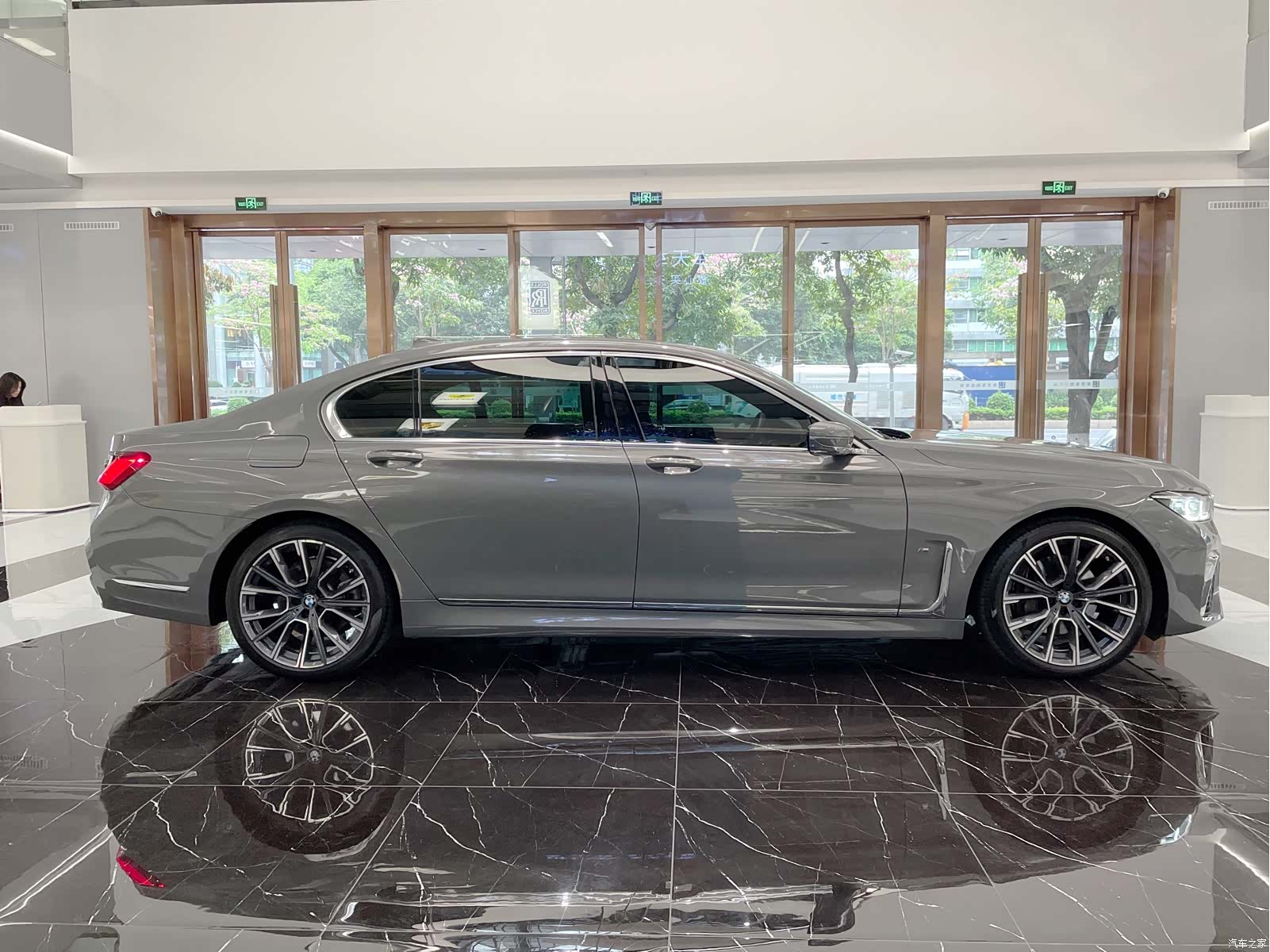 BMW 7 Series, 2021 4