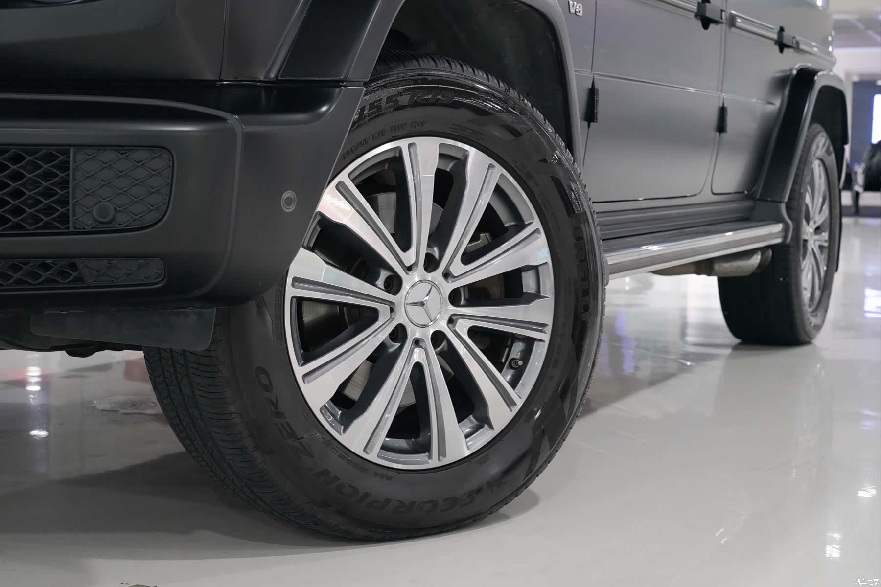 Mercedes-Benz G-Class, 2019 4