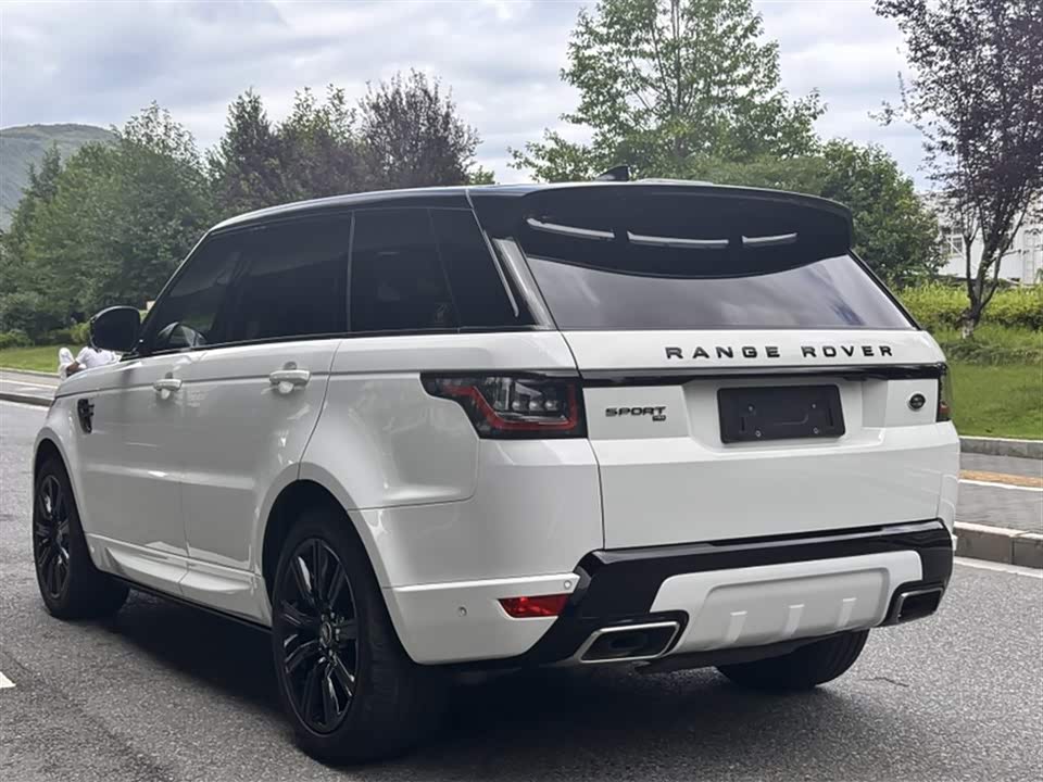 Land Rover Range Rover Sport Land Rover Range Rover Sport