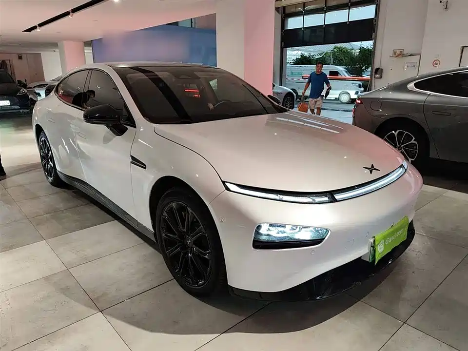 XPENG P7