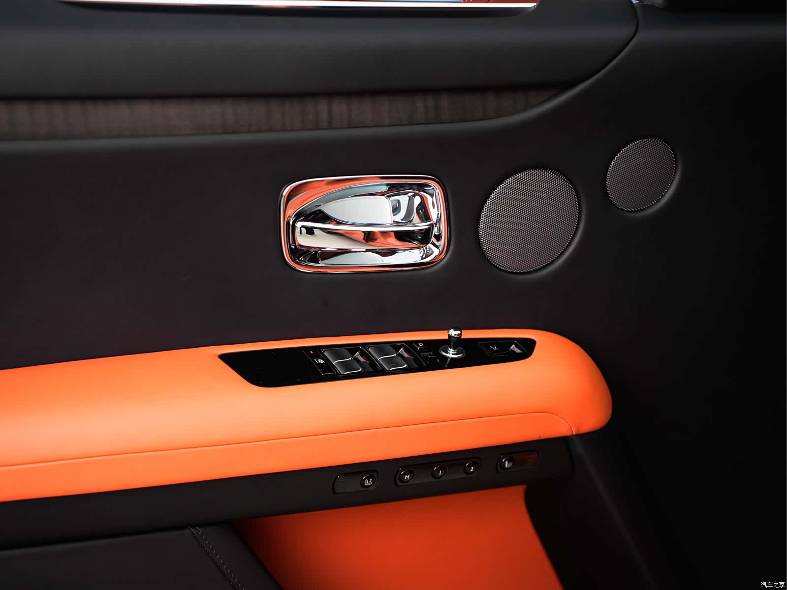 Rolls-Royce Ghost, 2025 17