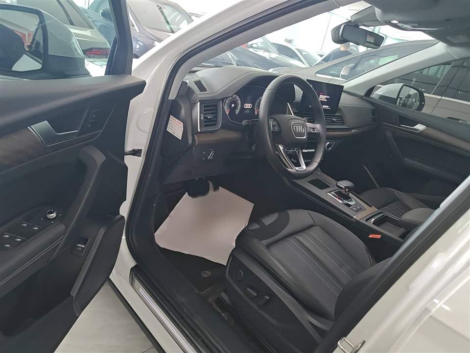 Audi Q5L Audi Q5L