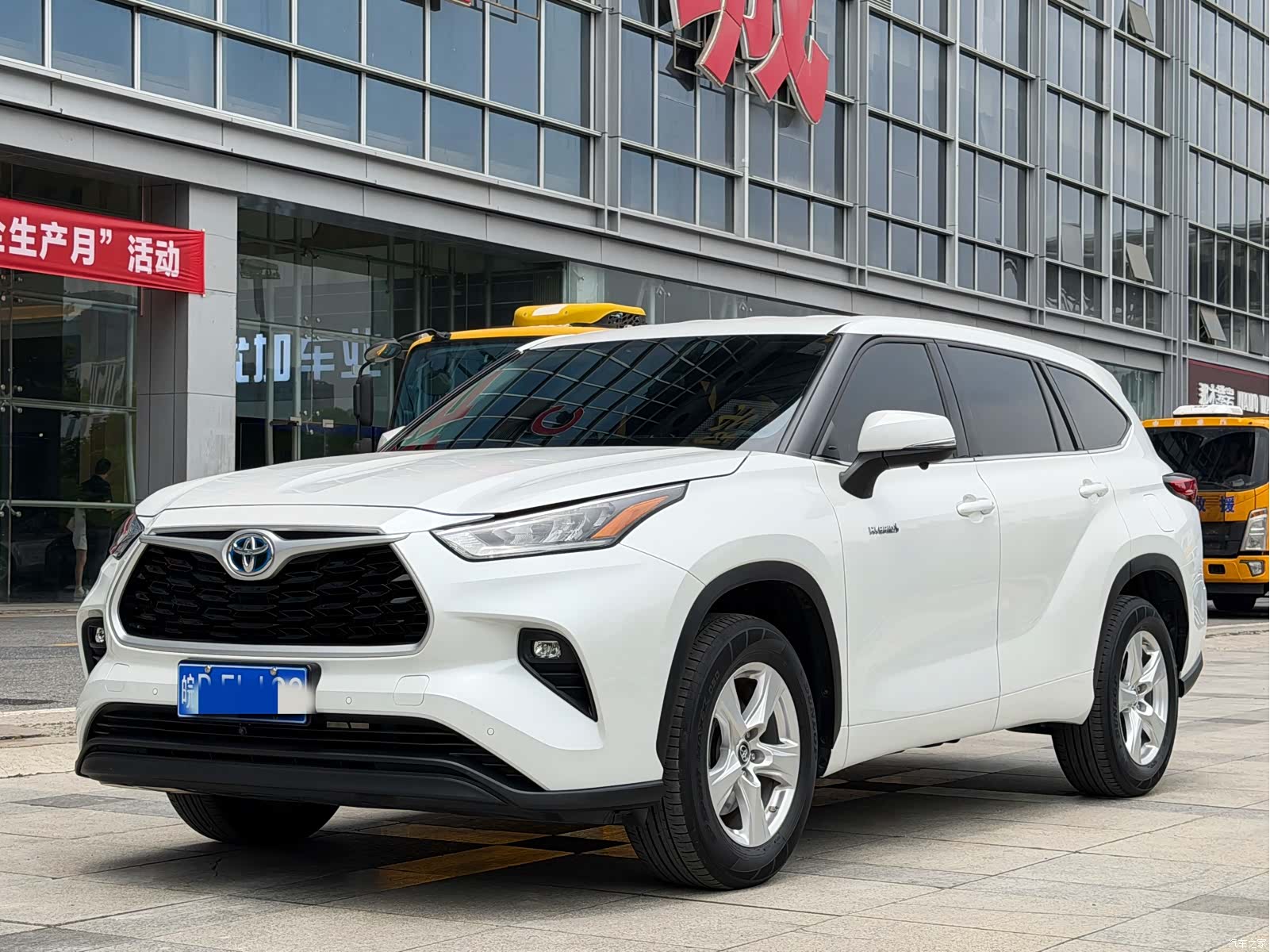 Toyota Highlander, 2024 1