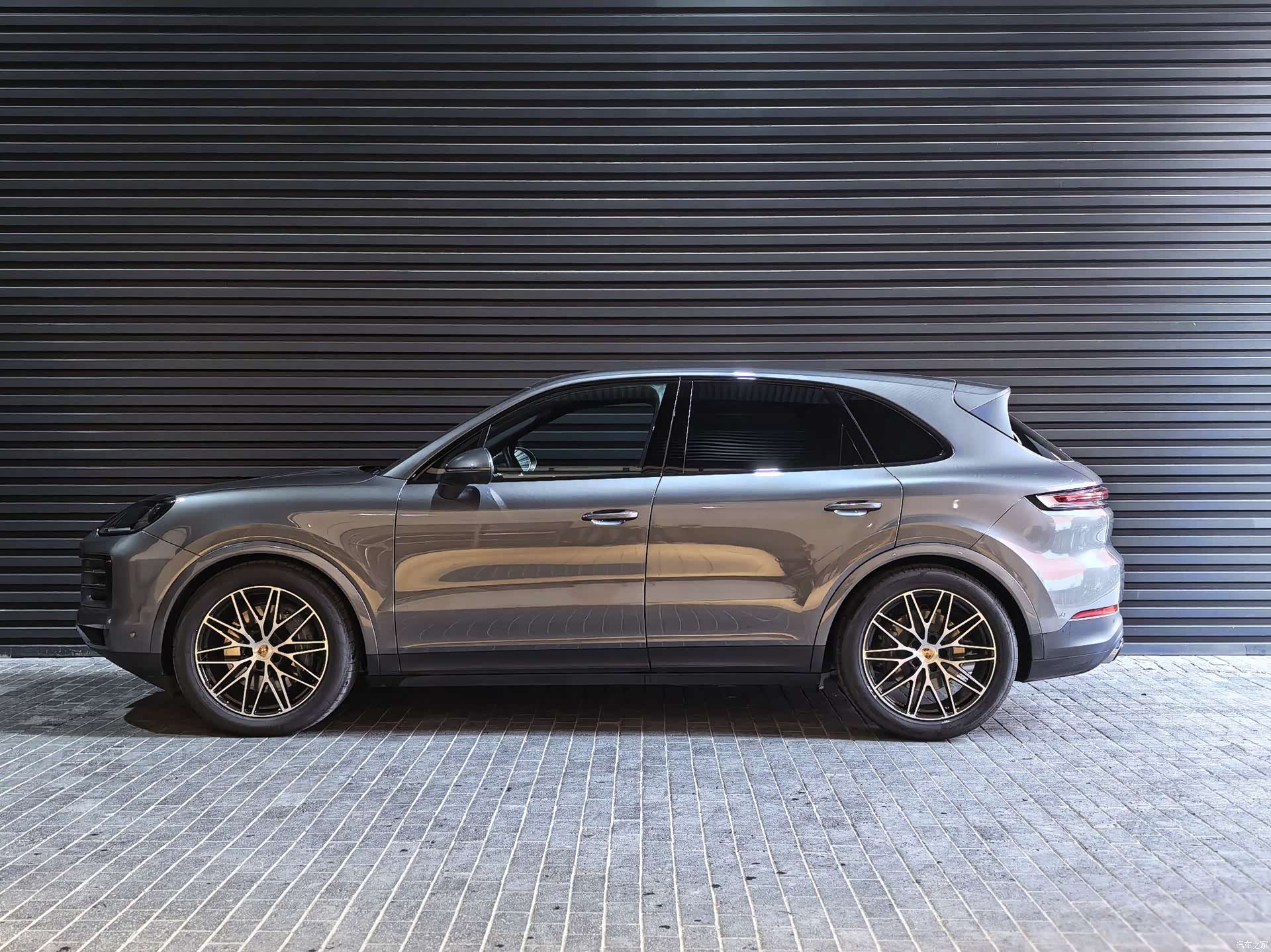 Porsche Cayenne, 2025 3