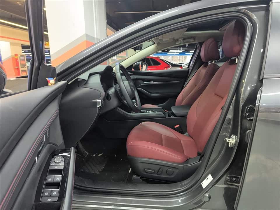 Mazda 3 Angkesaila Mazda 3 Angkesaila