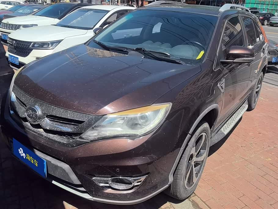 BYD S7