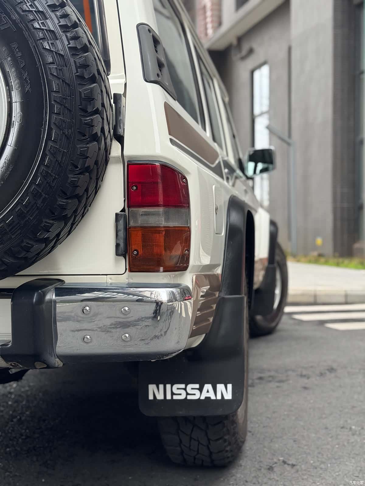 Nissan Patrol, 2004 13