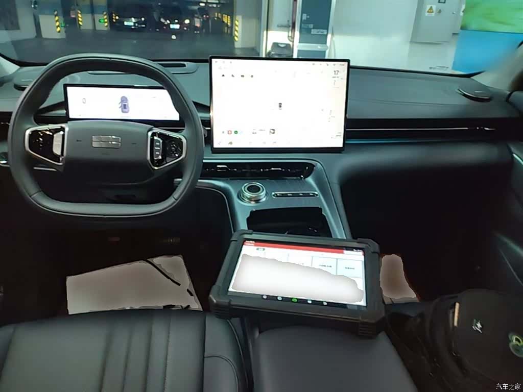 Geely Galaxy E5, 2024 10