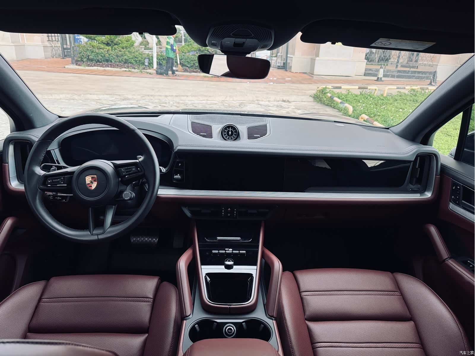 Porsche Cayenne, 2026 8