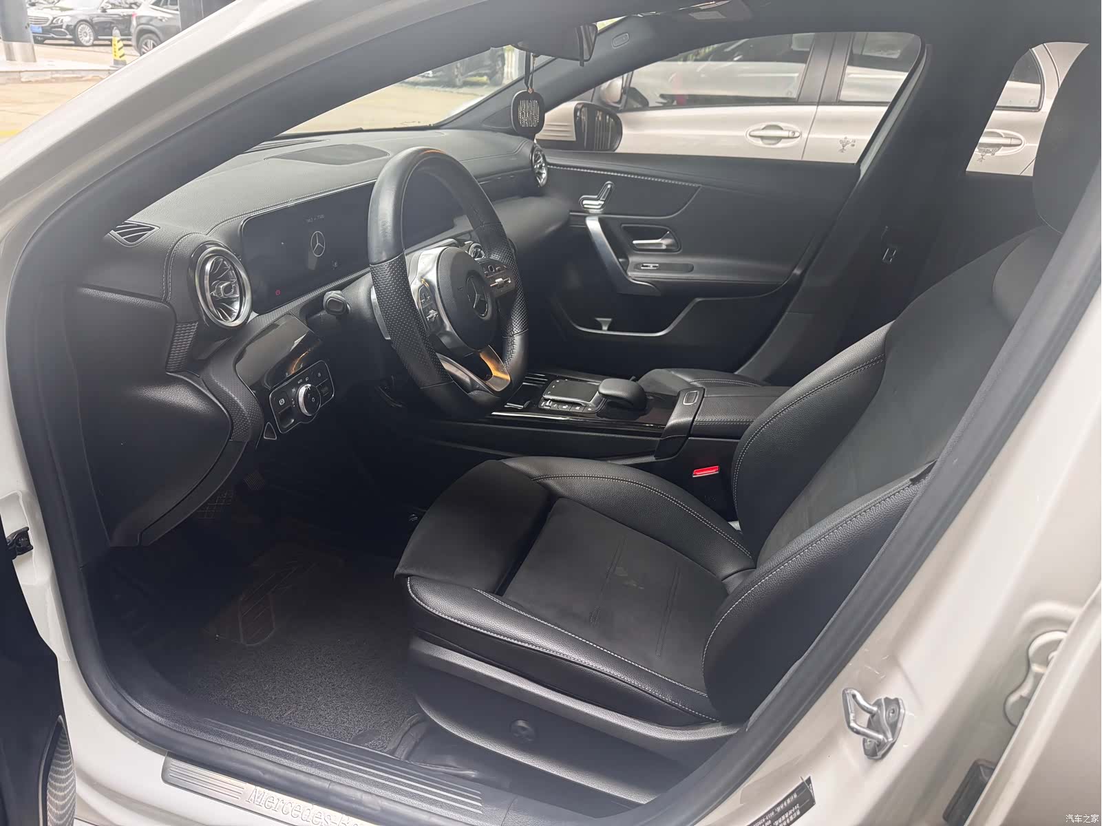 Mercedes-Benz A-Class, 2020 4