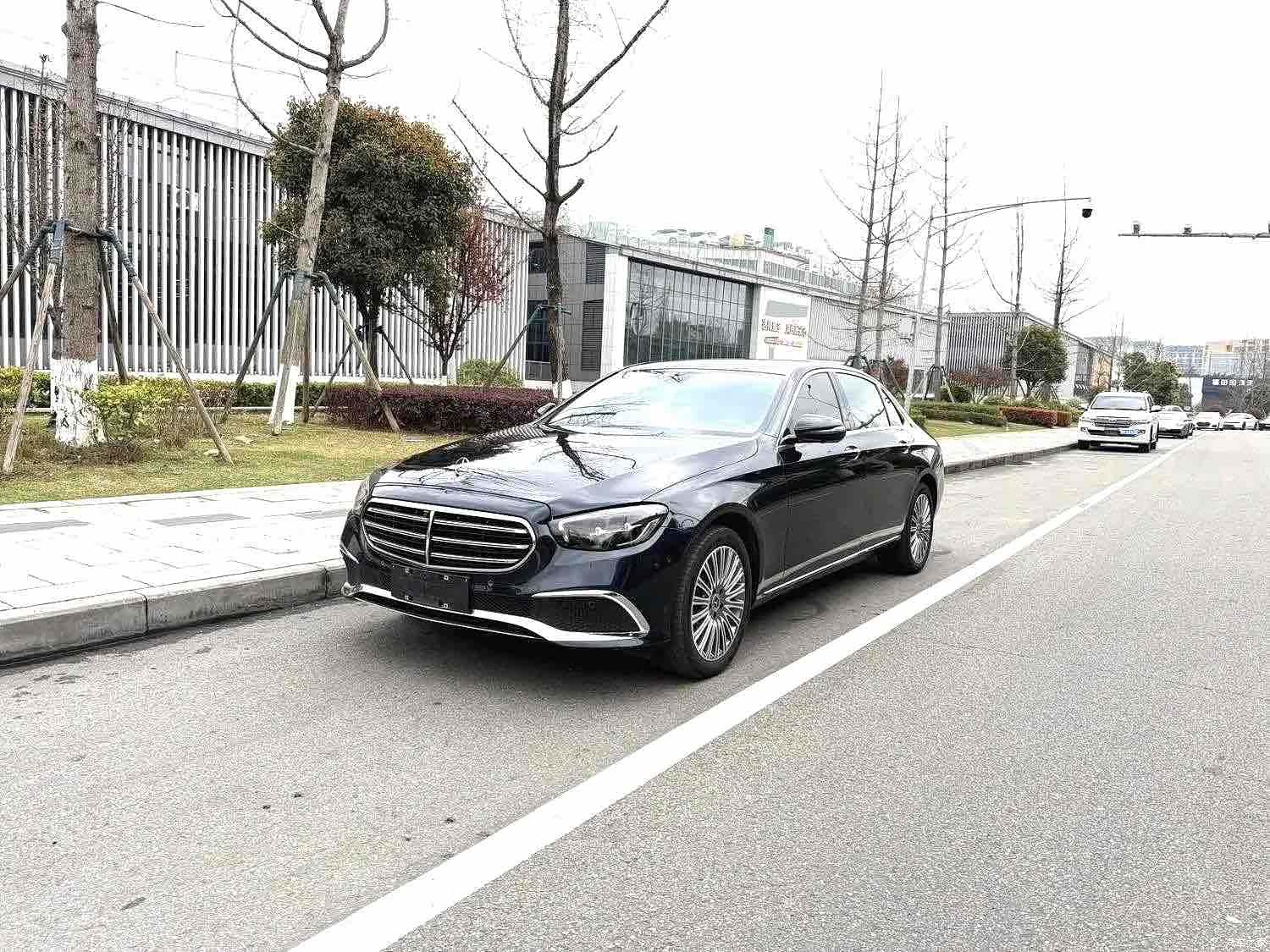 Mercedes-Benz E-Class, 2022 1