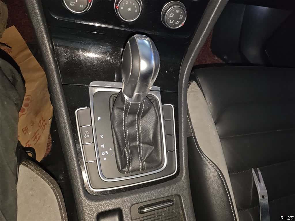 Volkswagen Golf, 2016 14