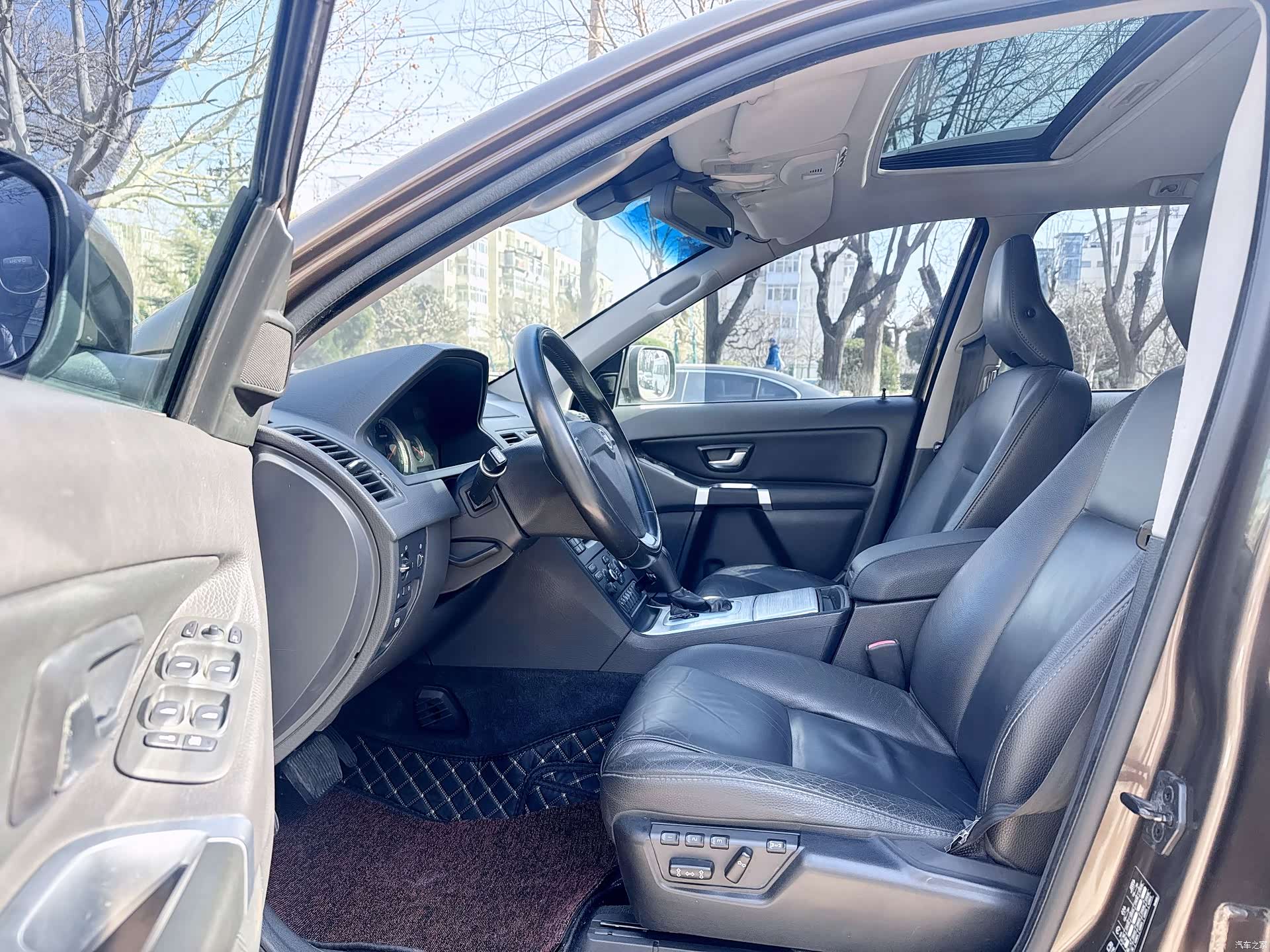 Volvo XC90, 2014 13