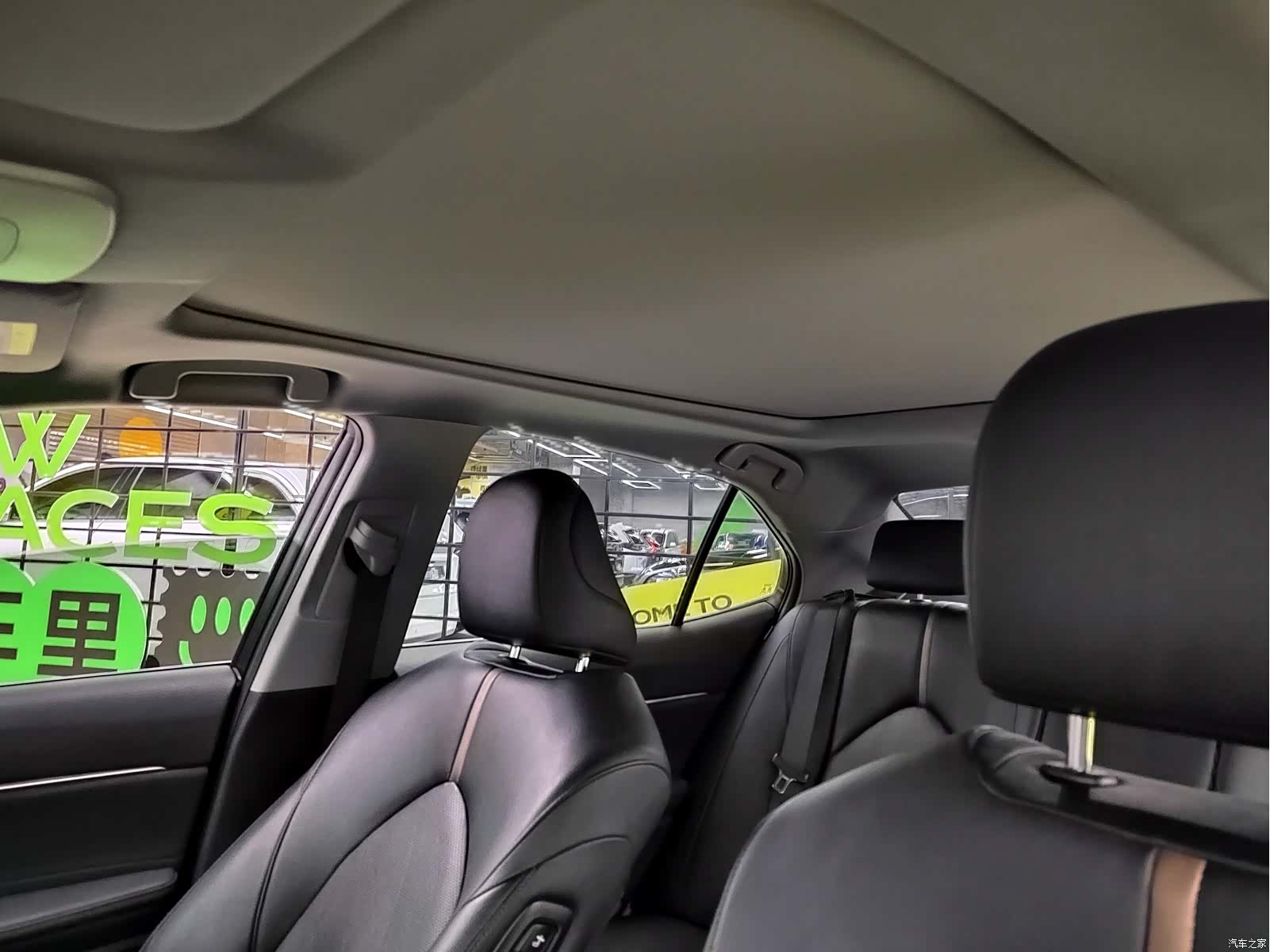 Toyota Camry, 2020 16