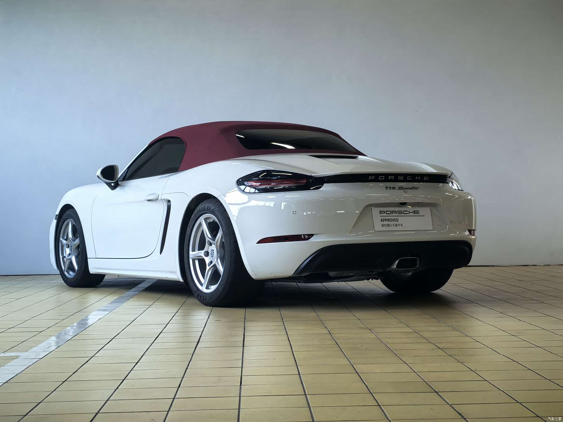 Porsche Boxster, 2024 все фото