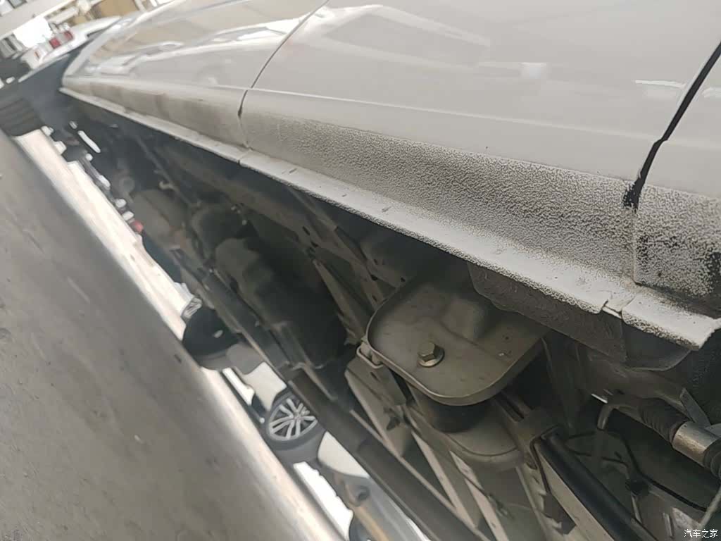 Maxus V80, 2025 22