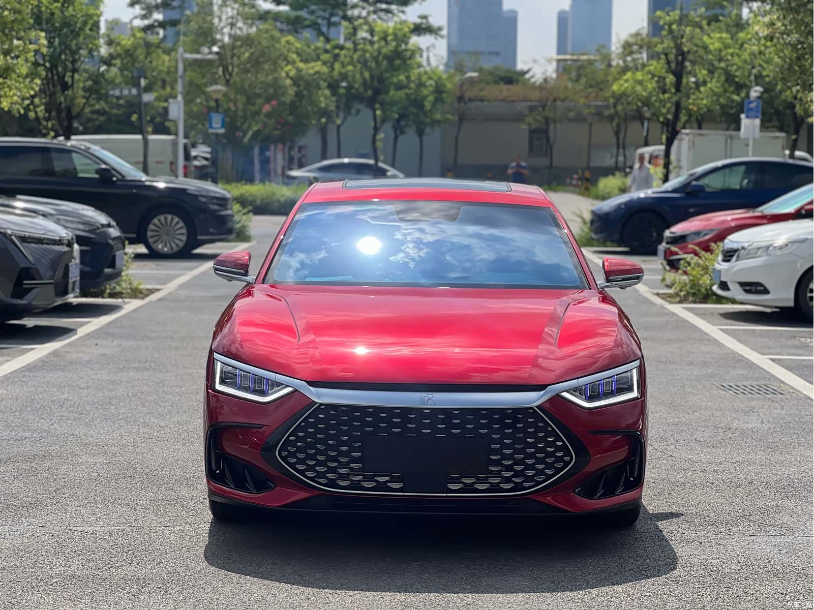 BYD Han, 2022 2