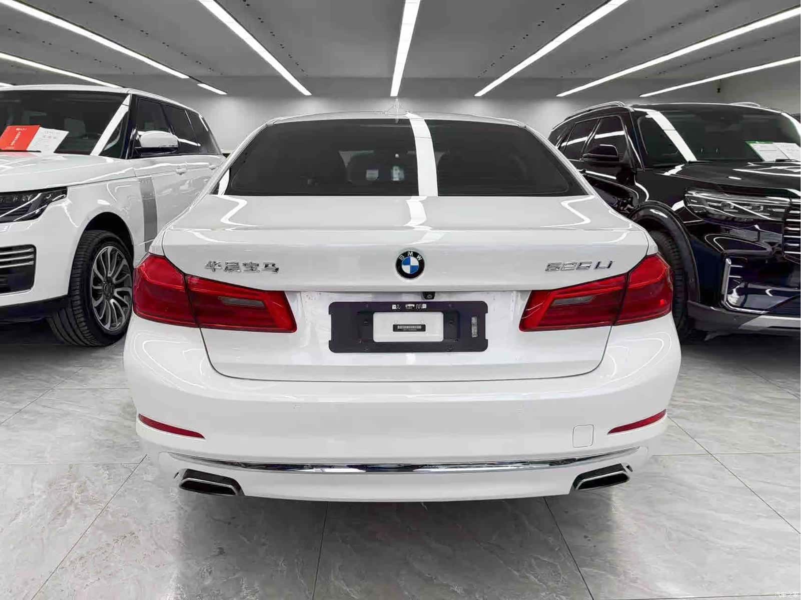 BMW 5 Series, 2018 все фото
