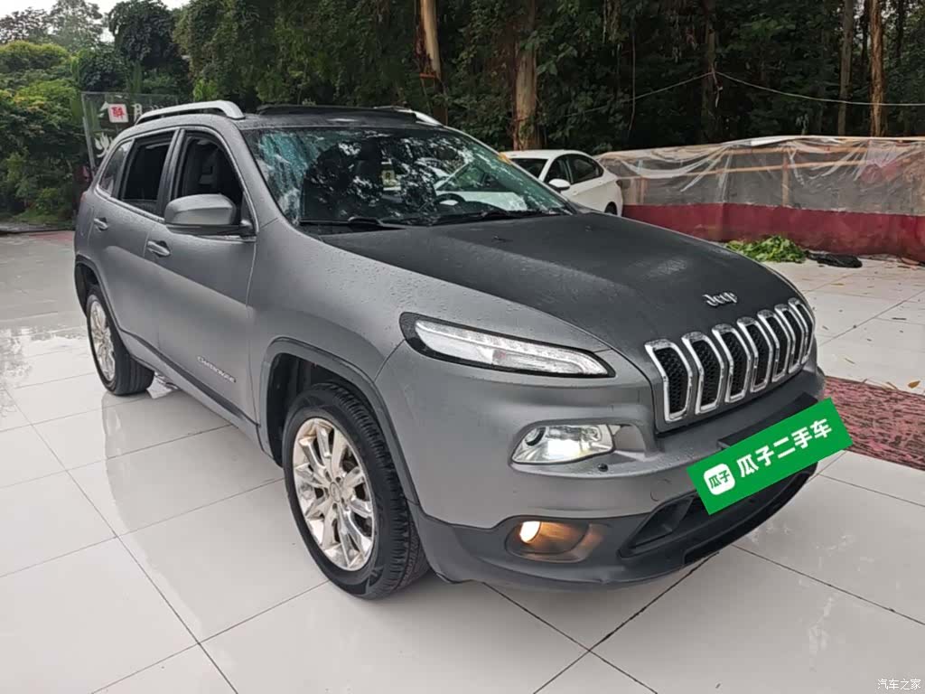 Jeep Cherokee, 2015 4
