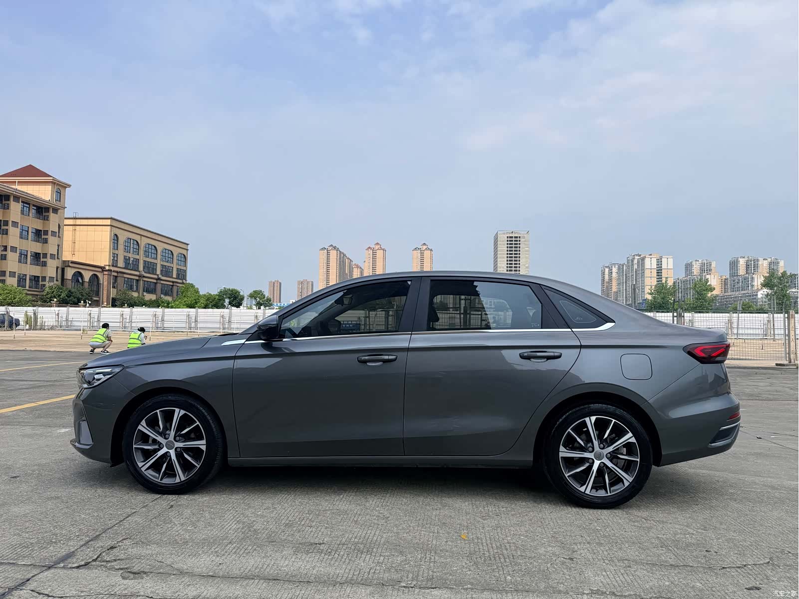 Geely Emgrand, 2021 10