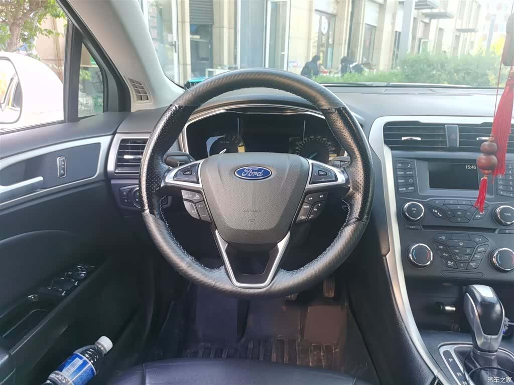 Ford Mondeo, 2015 3